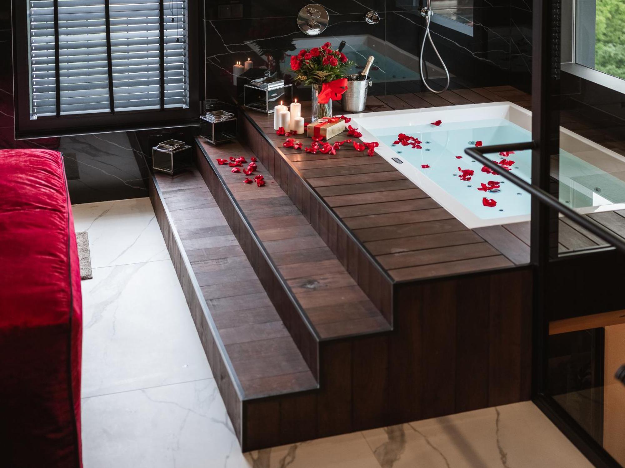 شقة Art Penthouse With Jacuzzi - Krakow Center المظهر الخارجي الصورة